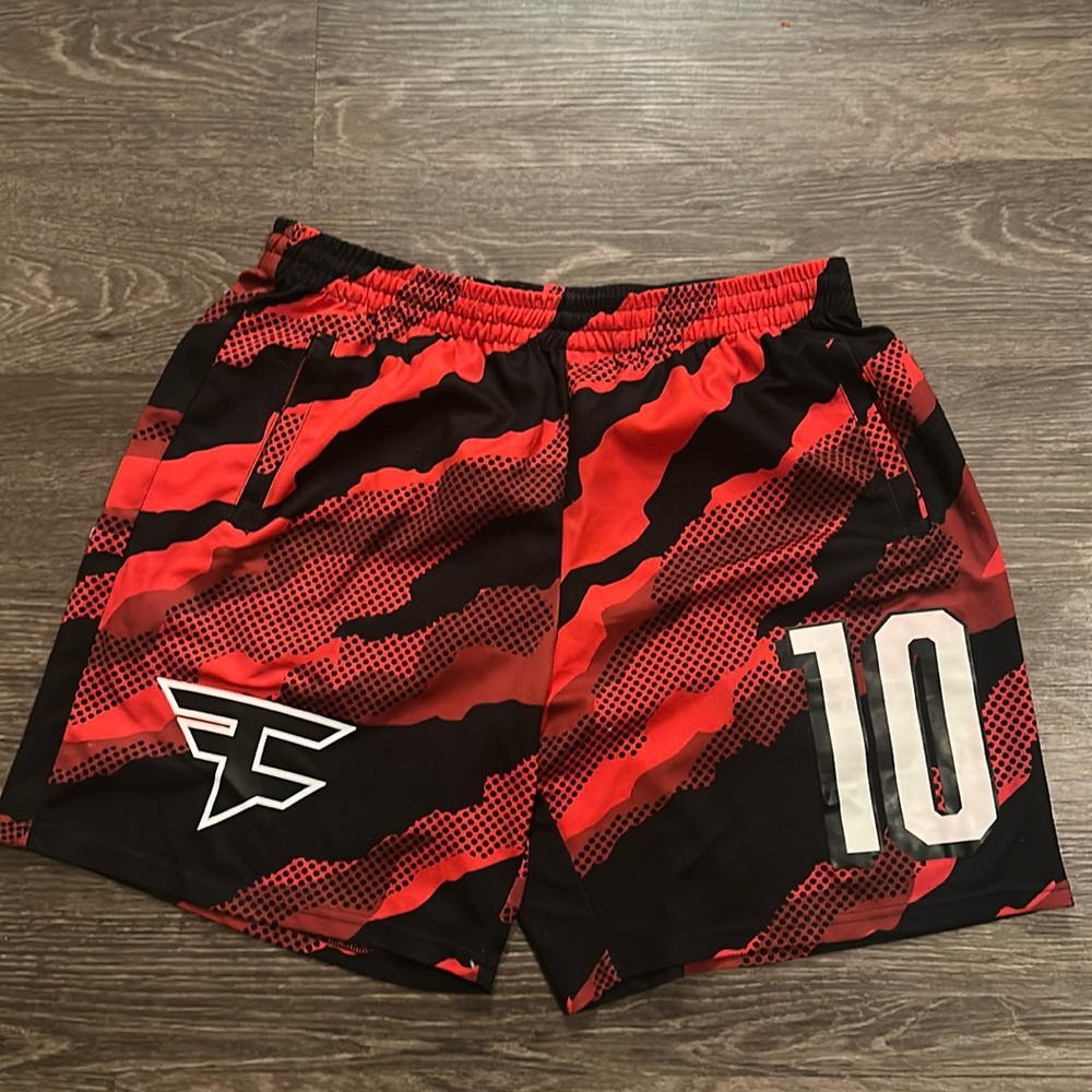 XL FaZe Kappa soccer shorts